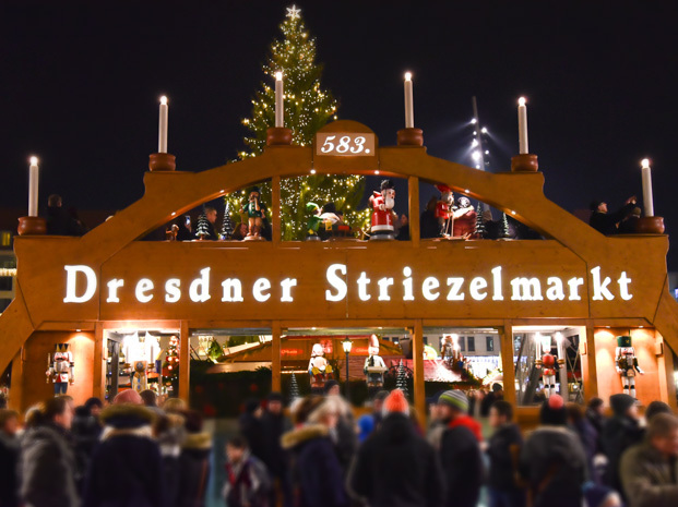 Gahlenzer Schwibbogen begrüßt Gäste zum Striezelmarkt in Dresden