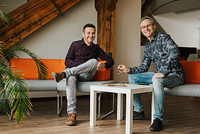 Die Firmengründer Torsten Gneuß (links) und Jörg Arnold arbeiten seit über 20 Jahren zusammen und lernen immer noch täglich Neues.