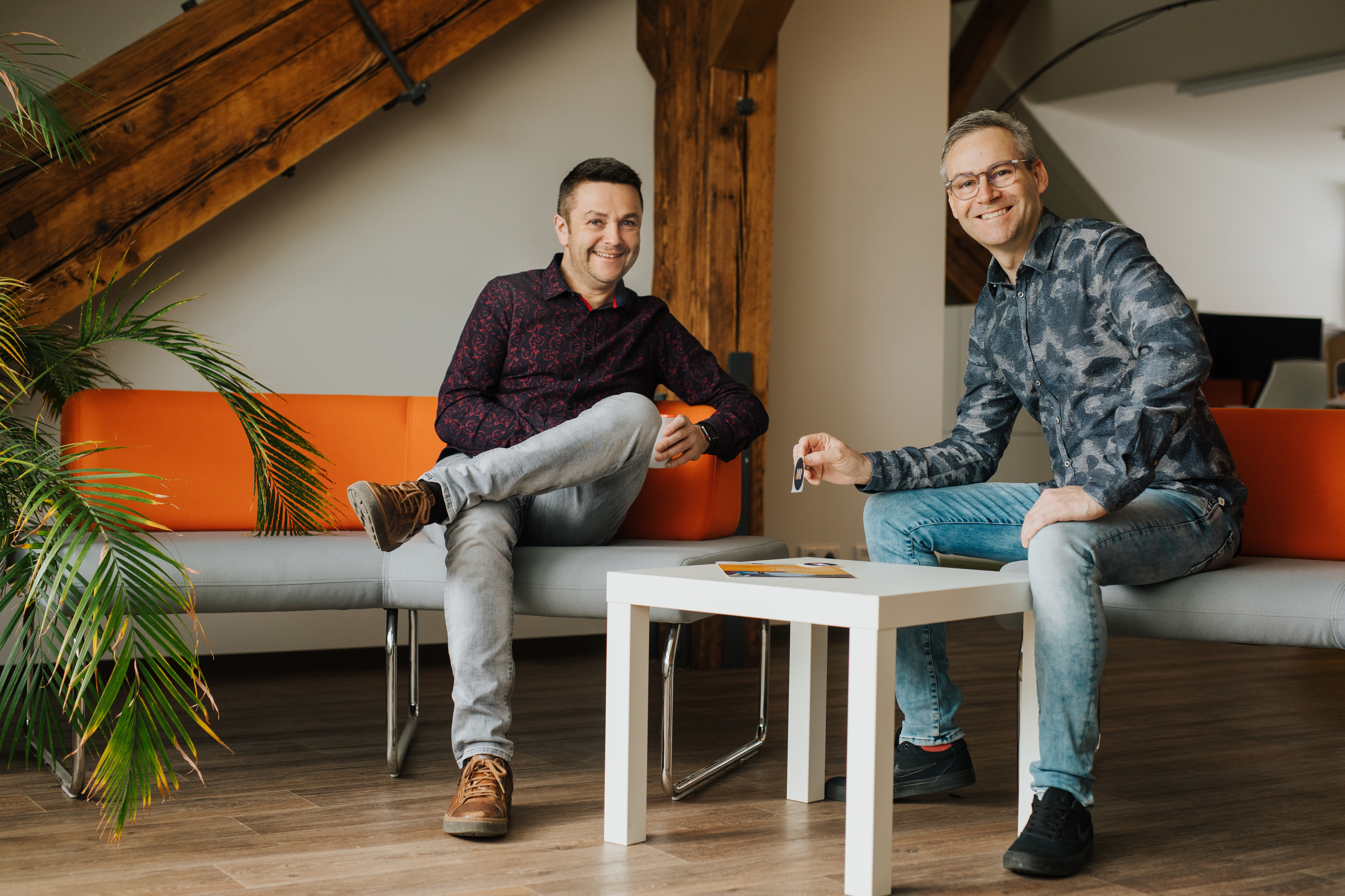 Die Firmengründer Torsten Gneuß (links) und Jörg Arnold arbeiten seit über 20 Jahren zusammen und lernen immer noch täglich Neues.