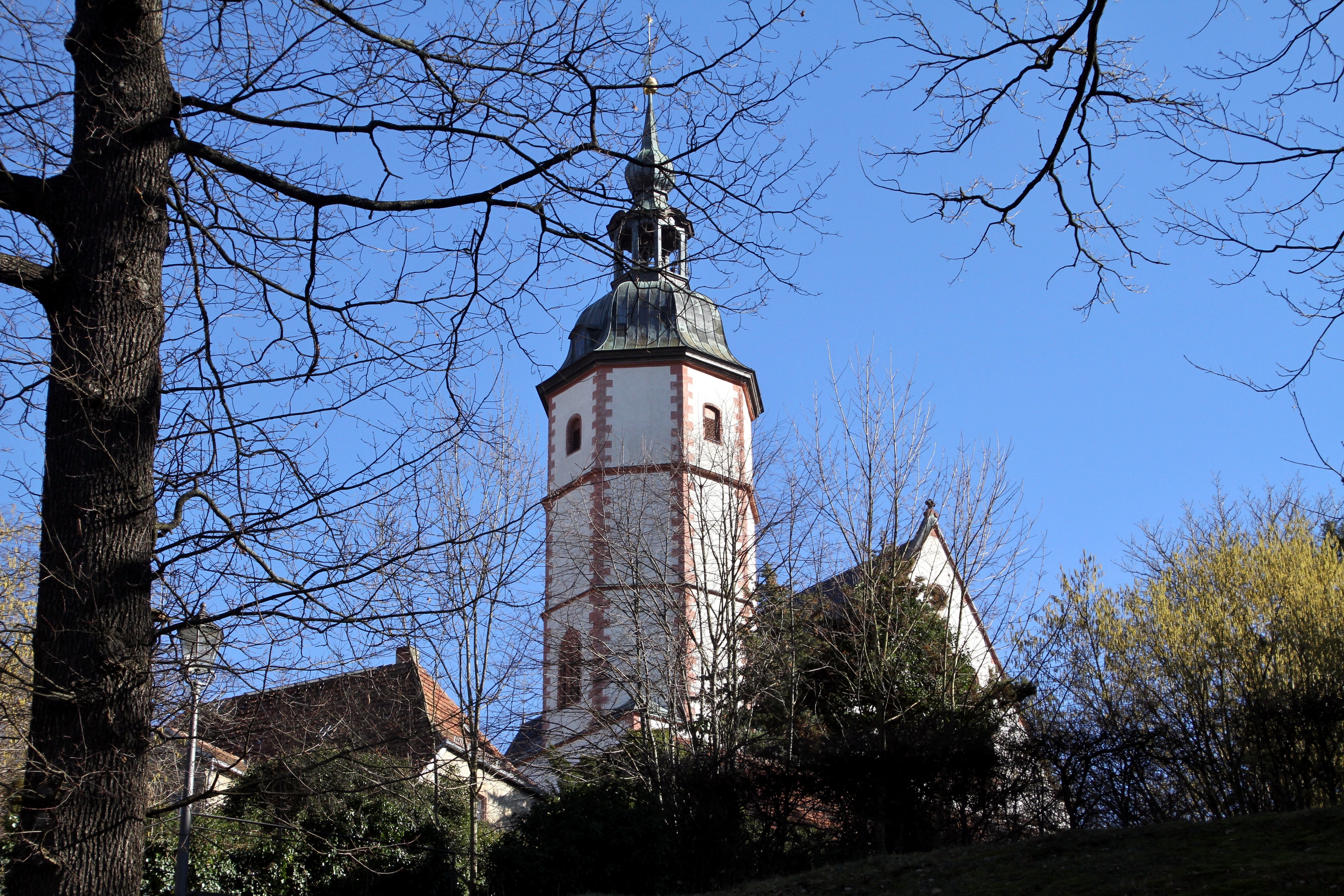 Die Kirche in Penig nahe der Mulde.